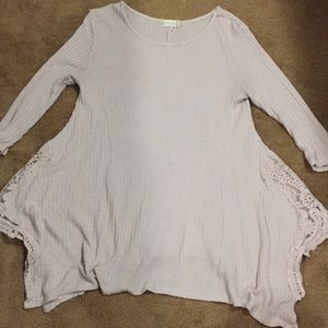 Unique altard state top